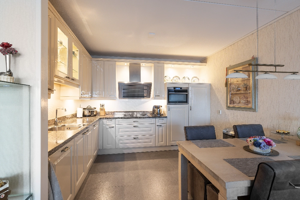 Over de Vesten 77 foto 2