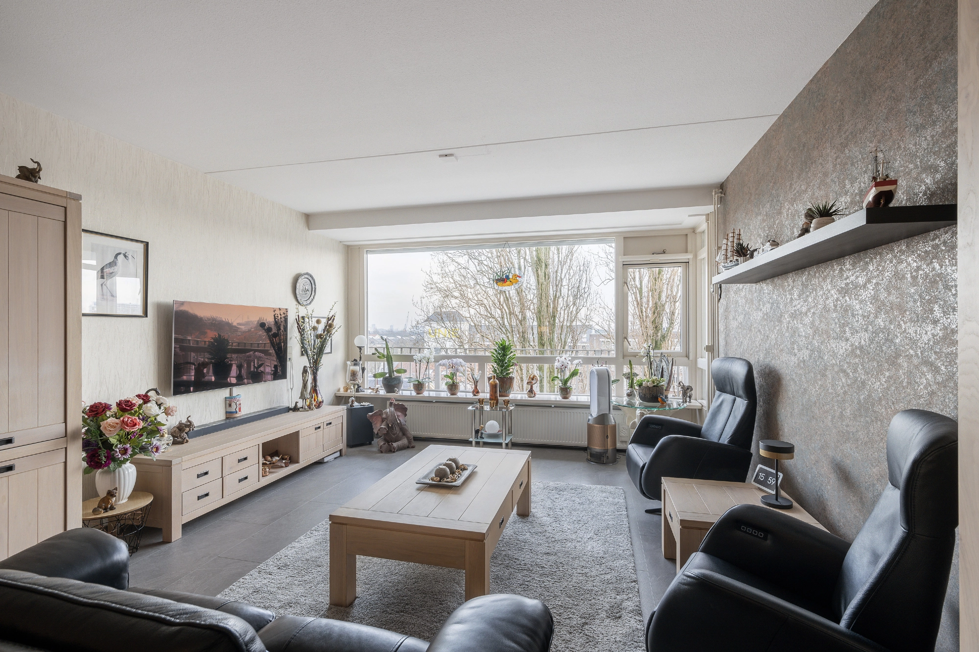 Over de Vesten 77 foto 1