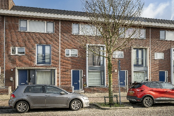 P J Troelstralaan 26