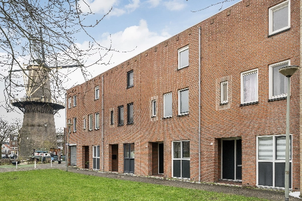 Dirk Gerhardtstraat 18