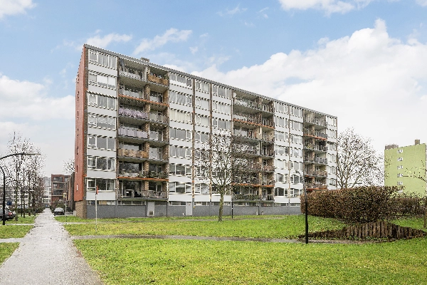 Dirk Schäferplein 126